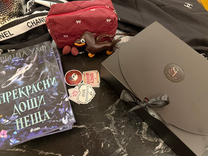 SpicyLit Box за месец юли